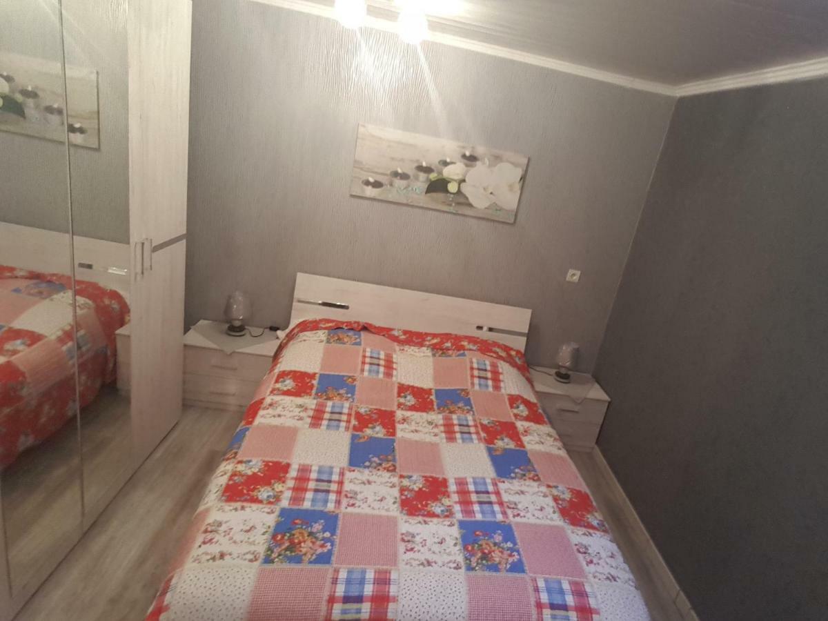 La Belle Endormie - Appartement A Fenetrange Kültér fotó